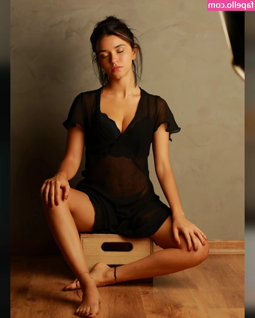 Talita Younan [ talita-younan ] - The demand is demanded