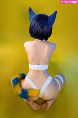 Umeko J. [ umeko-j ] - What would you do to get in my panties