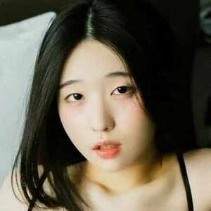 Lee Yeon Woo