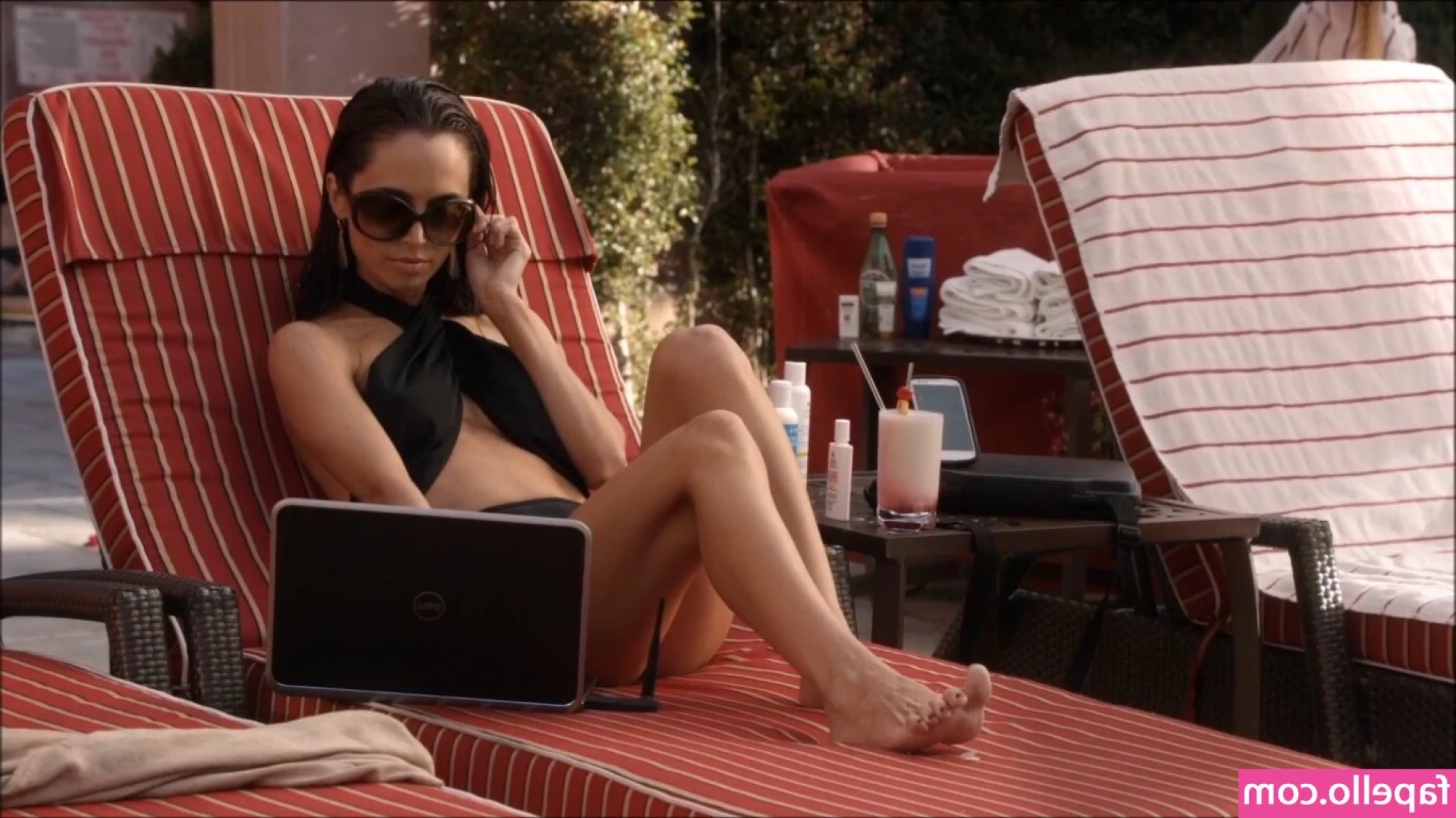 Eliza Dushku [ eliza-dushku ] - Claira LOVES getting naked in front of the camera