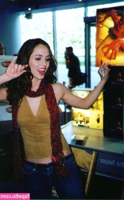 Eliza Dushku [ eliza-dushku ] - You don t have to pound it to make me squirm