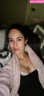 amarie301 - Bath time.. would you scrub my back? 😏