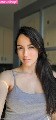 amarie301 - Hello I have been so busy that it's making me depressed do y'all want