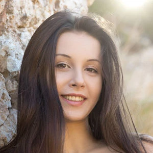 Lara.belle