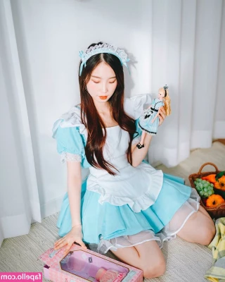 Pureding - sleeping naked