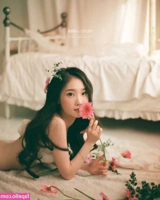 Pureding - Peekaboo I flashed you   bent over and spread for you  some cute