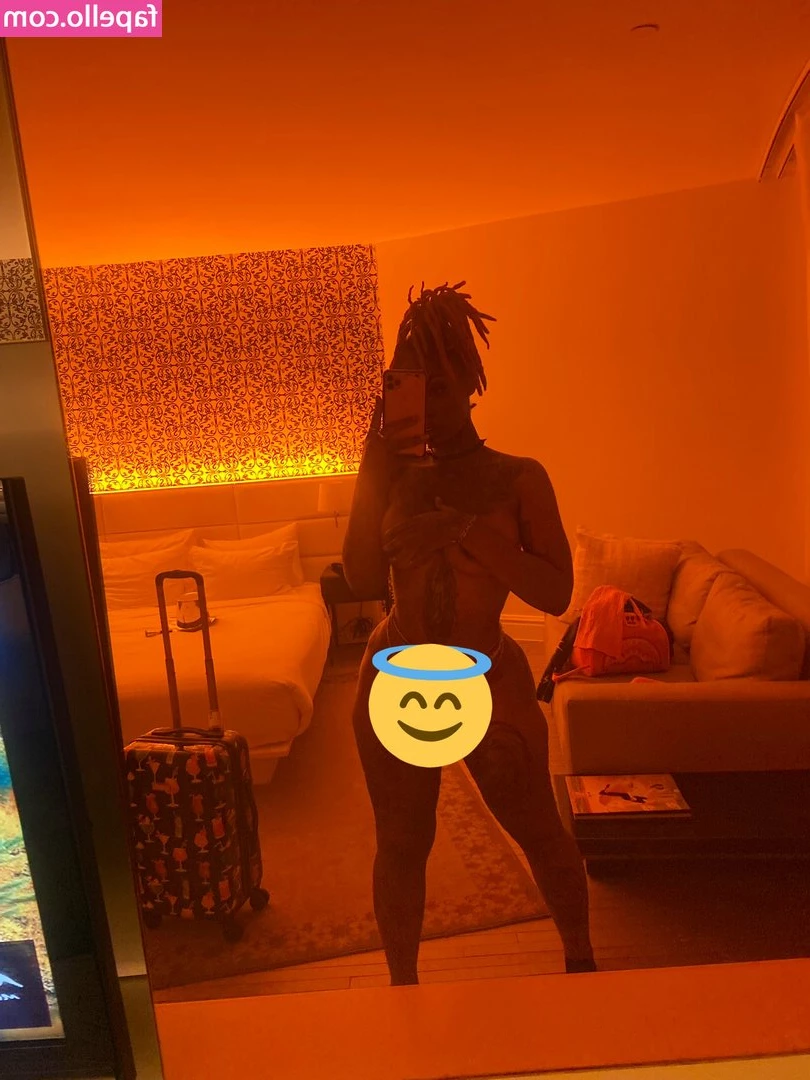 Skoobi3 - Is my body worth worshipping
