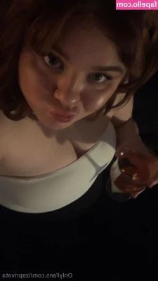 izaprivata - 🍑 Hump Day STRIP! 😜 Get a load of ALL THIS!