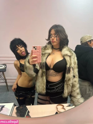 gaygothgirlf - After show 😋☺️