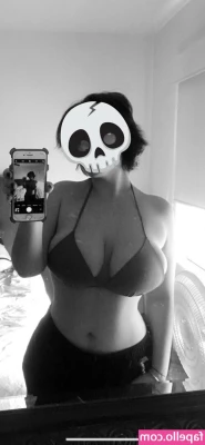 gaygothgirlf - BIG JUICY ASS WANTED SUM MILK ALL OVER IT