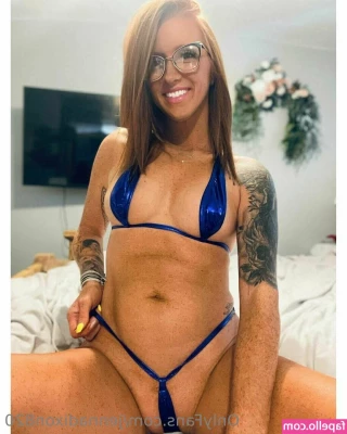 jennadixon - Awesome big natural tits brunette MCupErin Must follow @mcuperin |