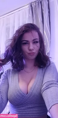 eAngi02 - Morning boobs x