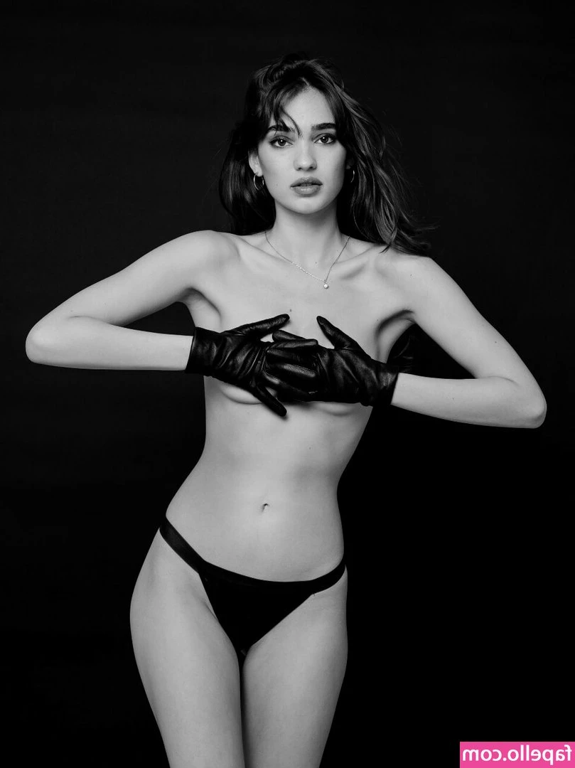 Sophie Rothschild [ sophie-rothschild ] - 🌸 Sakura springvibes for you 🌸 The shooting escalated quickly