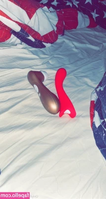 sexymilano - I would twerk my ass like this on your dick😘 would you put it in