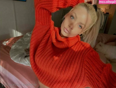 Riley Steele [ riley-steele ] - If I give you the tip of my tip Will you give me yours