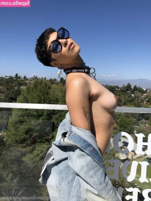 brooklyngrayxxx - If you like horny  petite and flexible girls  Evie is the girl for