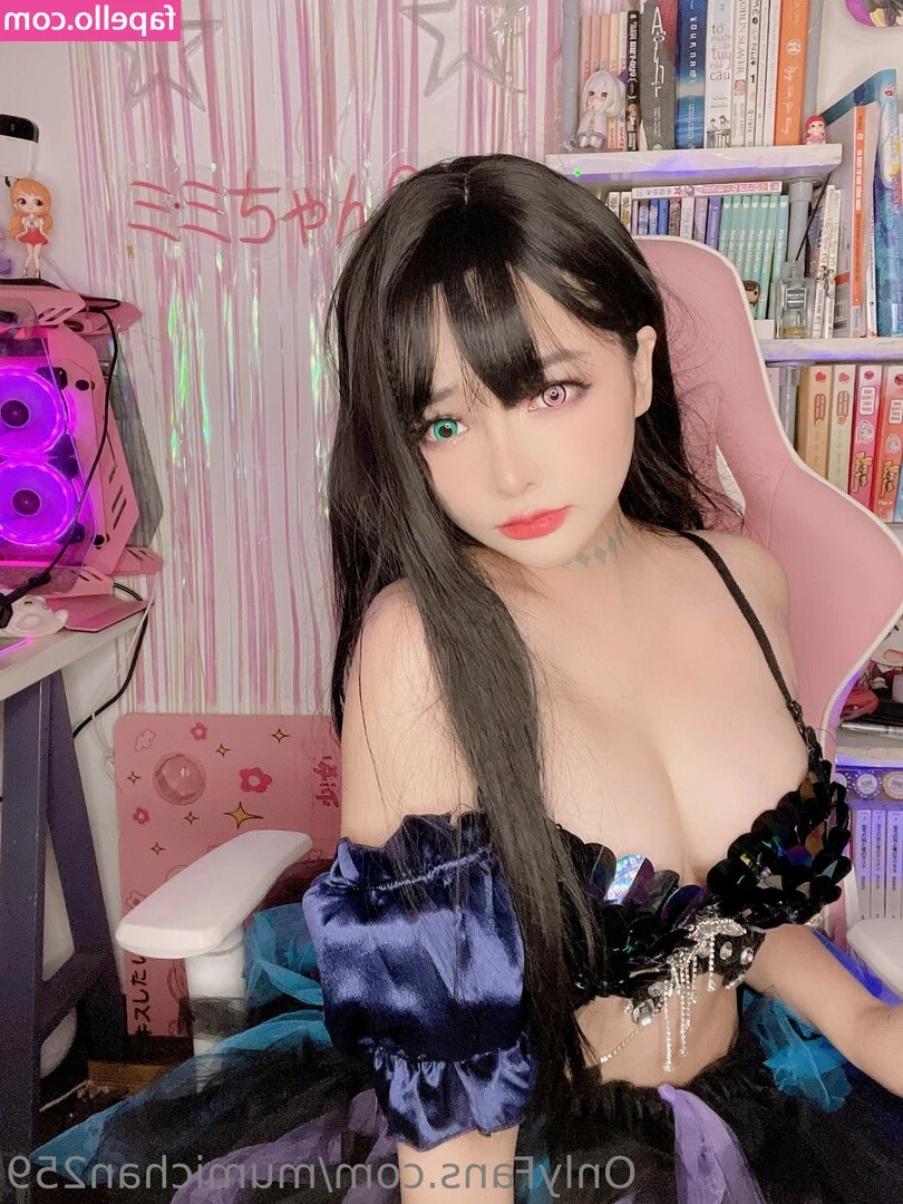 mumichan259 - Making see through undershirts out of old tights is on the menu for