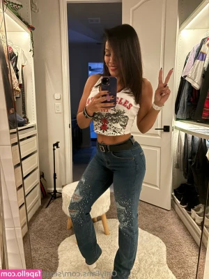 sexymama2626 - Need someone s face to sit on