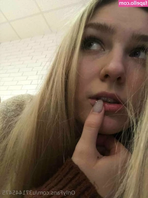 arniluck - Give me suggestions of what to do on my Onlyfans