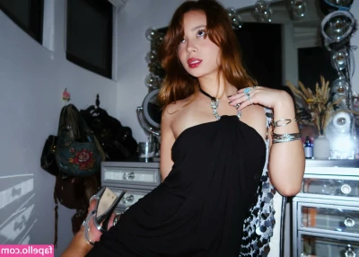 Nadia Goh [ nadia-goh ] - You wanna stick it in