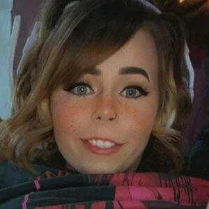 Leah Lee