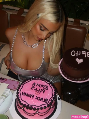 Emma Pillemer [ emma-pillemer ] - What kind of new videos do u guys wanna see