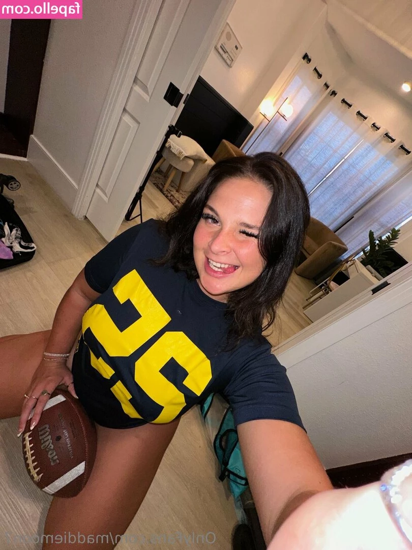 maddiemoon7 - Bath time
