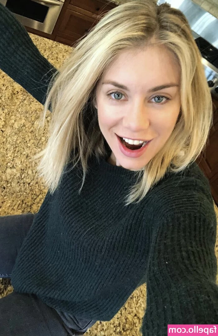 Jennifer Holland [ jennifer-holland ] - He's at attention