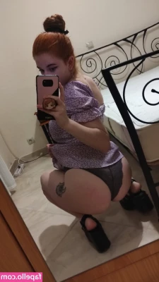 HaruKya - When it’s 110 outside pants are optional 🥵