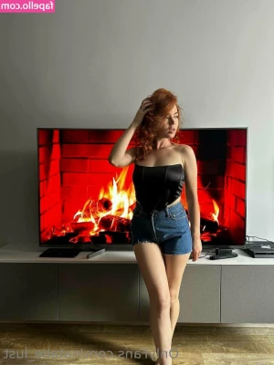 Natalie Lust [ natalie-lust ] - booty rockin