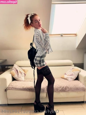Natalie Lust [ natalie-lust ] - Mmmmmm venis a mi camita bebé ??? 🤤🤤🤤🤤