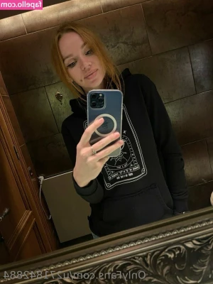 Natalie Lust [ natalie-lust ] - I m fresh out of the shower and ready to cuddle in bed