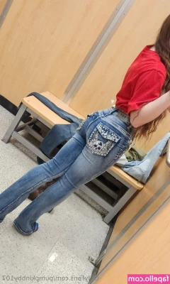  [ pumpkinbby107 ] - Hi 👅 Tip me 5$ so I can remove this bikini and sexxt you now