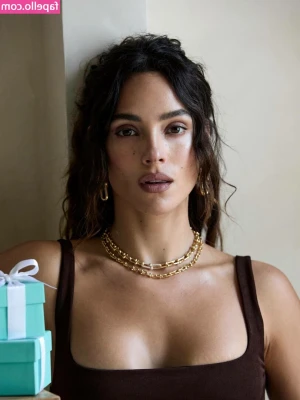 Adria Arjona [ adria-arjona ] - Sunday funday🐥🔥😈💯