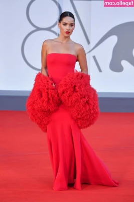 Adria Arjona [ adria-arjona ] - filming now!!!
