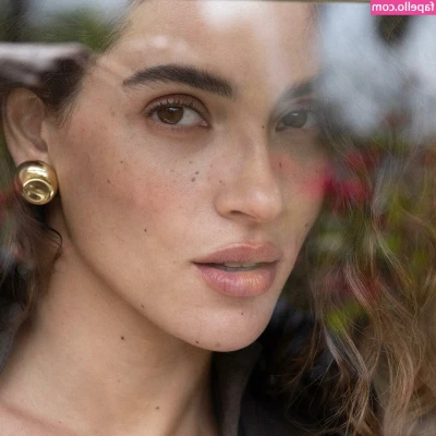 Adria Arjona [ adria-arjona ] - TGIF I'm ready for weekend fun👅 what kind of trouble should I get