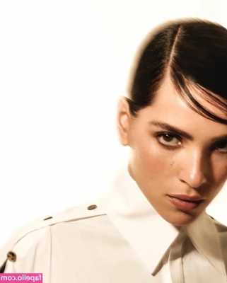  [ adria-arjona ] - Who wants to see me finger myself