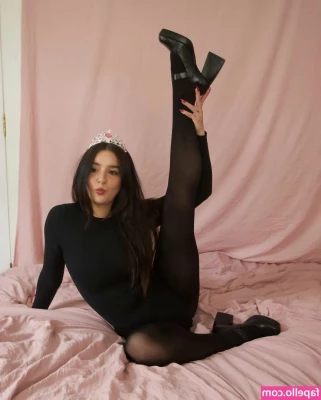 Alyssa Reign [ alyssa-reign ] - I ll send it to you for a tip of 15 dollars
