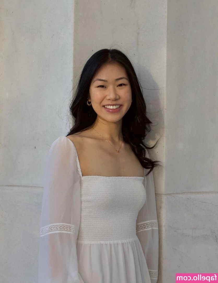 Cindy Zheng [ cindy-zheng-2 ] - I definitely fell in love with this outfit 😍