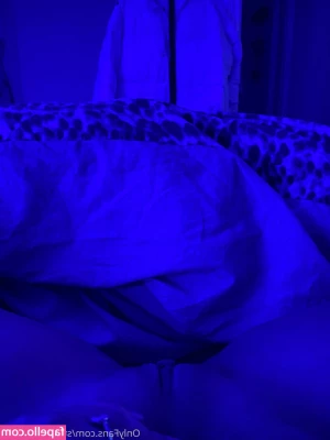 StripperCoochie - Wanna feel your   inside  Or mine inside you hahaha
