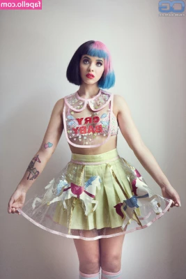 Melanie Martinez [ melanie-martinez ] - Cutie in pink💗💗