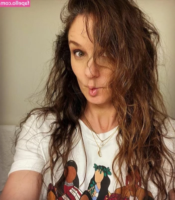 Sarah Wayne Callies [ sarah-wayne-callies ] - I am a caramelito  eat me If you want to see 8 unreleased minutes of