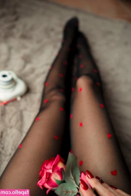 sexy-feet-in-stockings - got lots of content planned for ya