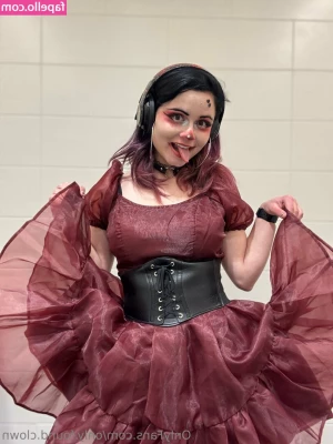  [ only-found-clown ] - Have a close look at the fun  yournaughtystylist