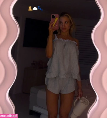 Tammy Hembrow [ tammy-hembrow ] - This week is the big move my lovelies!  I’ll be releasing a mini