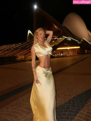 Tammy Hembrow [ tammy-hembrow ] - Full frontal 🤔😜