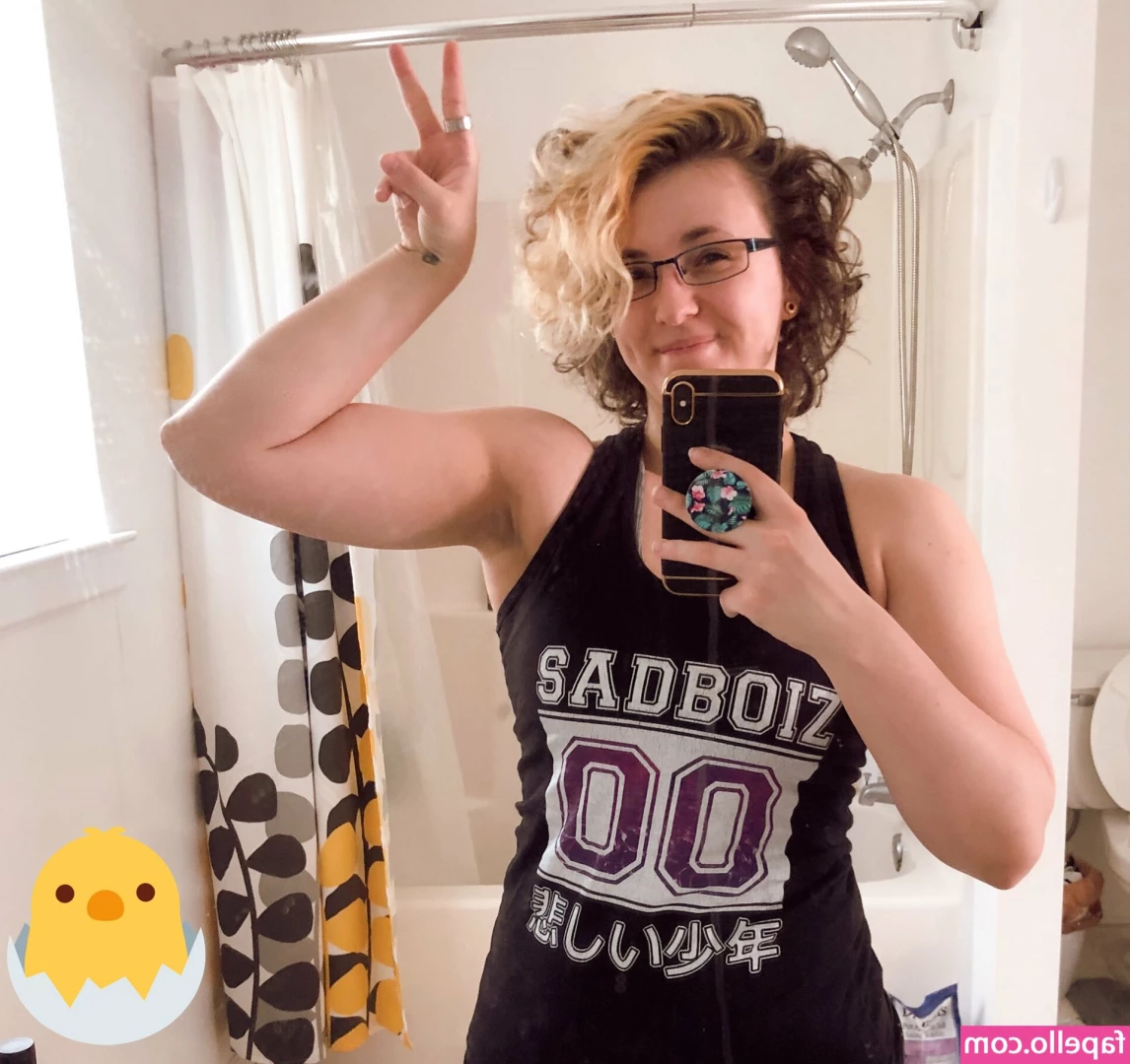 Buffpup - who wants to shower with me