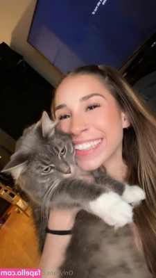 bikinibites - BRAND NEW Scene just went out in the DMs with Kira Perez! If you have
