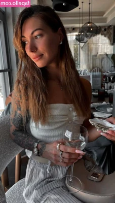 olivia_on_pole [ olivia-on-pole ] - Let s stay in and play this weekend babe