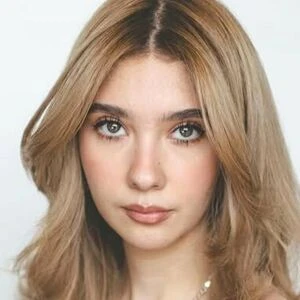 Amara Que Linda